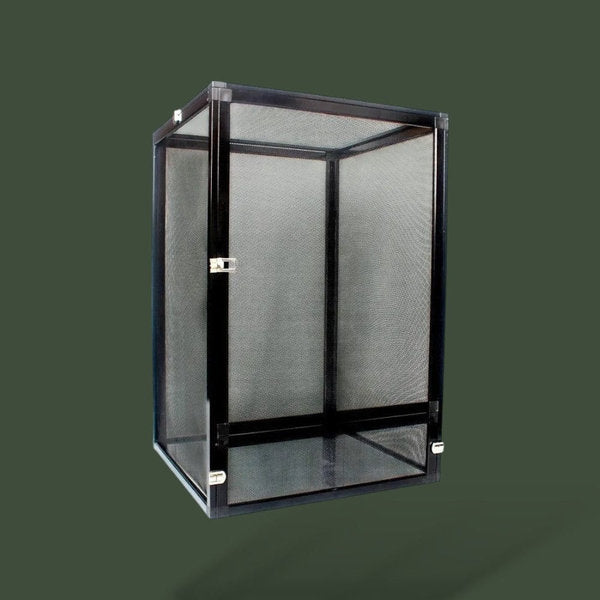 Petit terrarium noir pour reptiles – L’Atelier Terrator