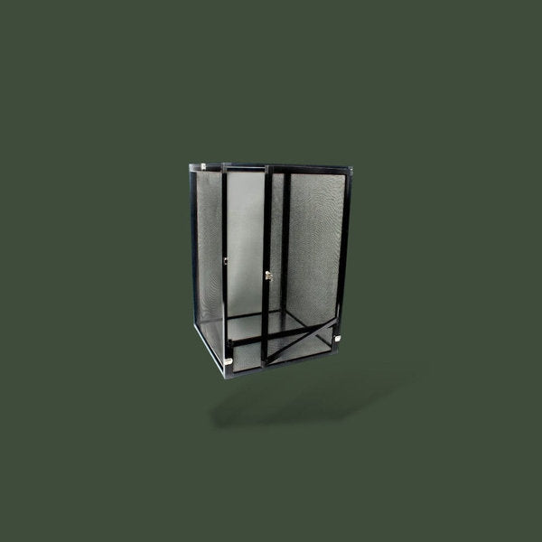 Petit terrarium noir pour reptiles – L’Atelier Terrator